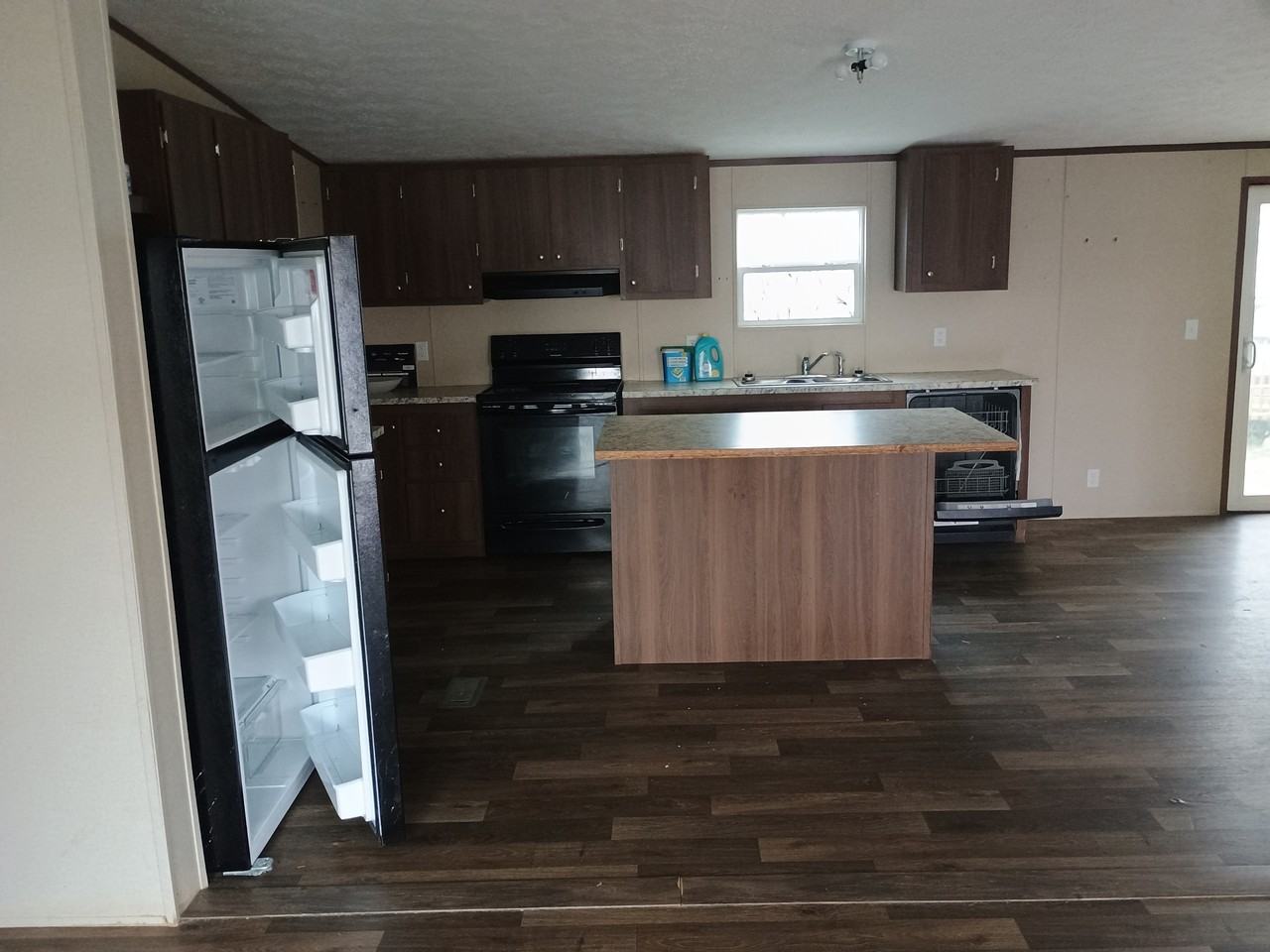 Bigg's Mobile Home & RV Park - Photo 6 of 10