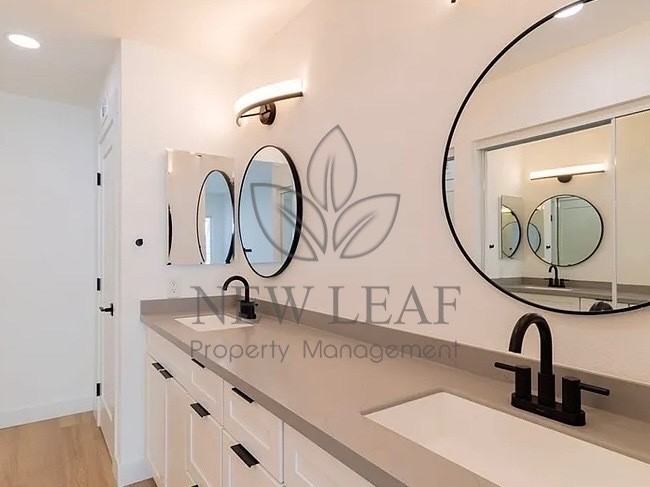 2093 West Greenbriar Street - Photo 7 of 11