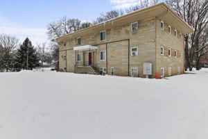 featured image of 202 South Lynn Street