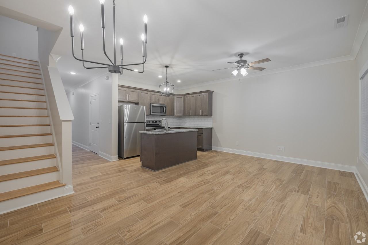 421-433 Wren Crest Lane - Photo 7 of 24