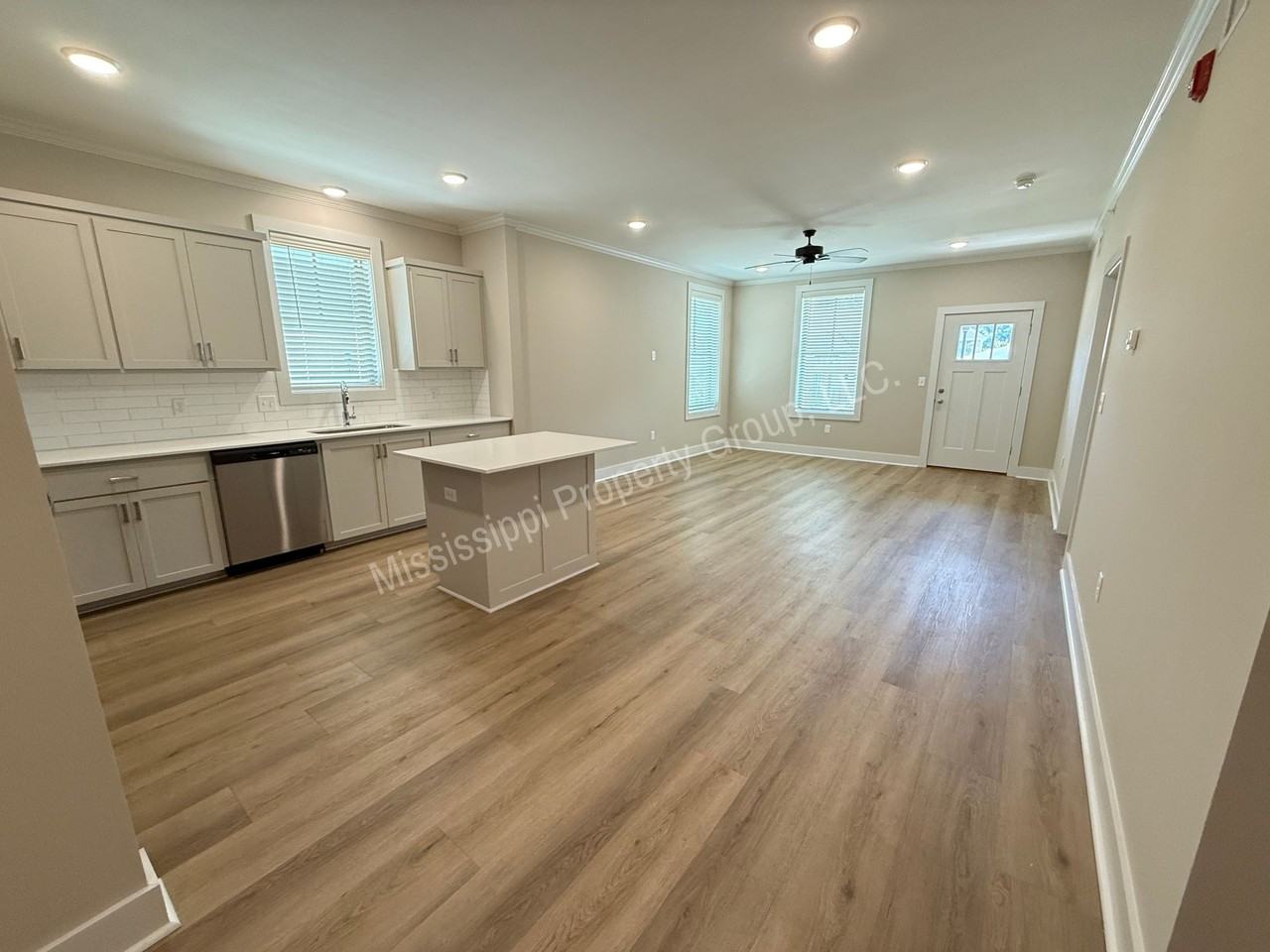 1401 Chickasaw Road - Photo 3 of 17