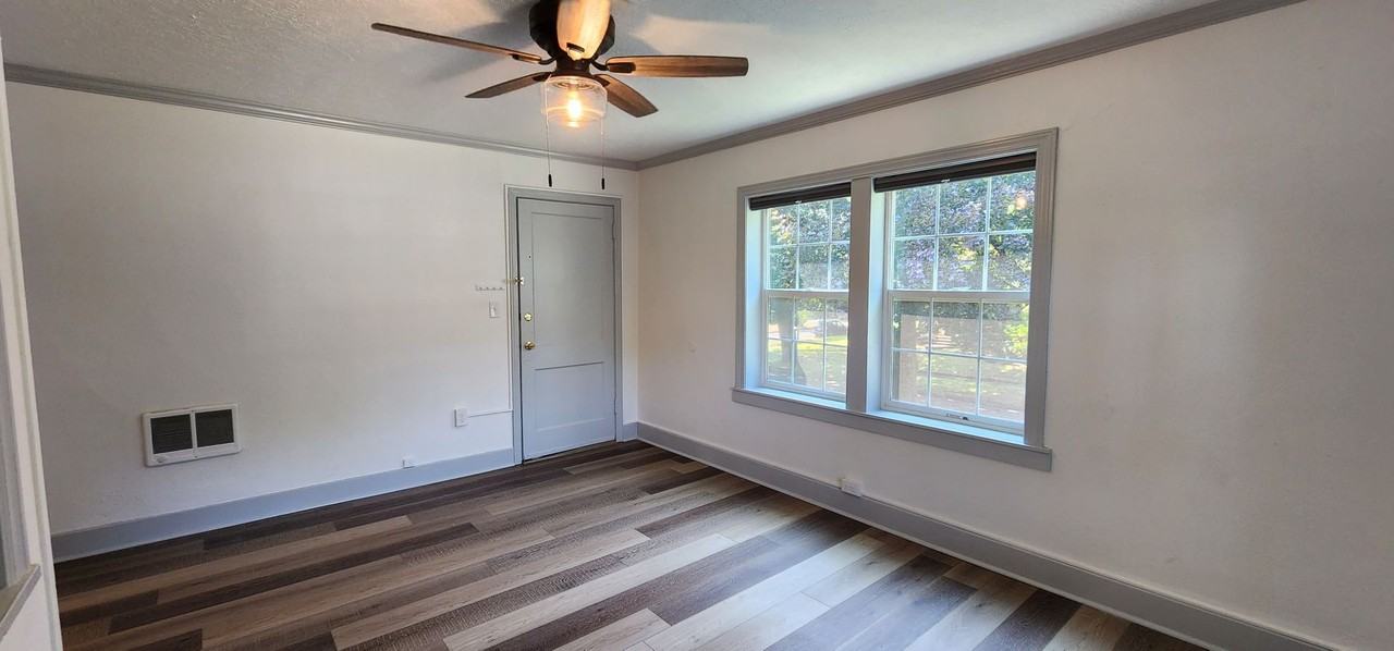 1608 21st Avenue - Photo 2 of 29