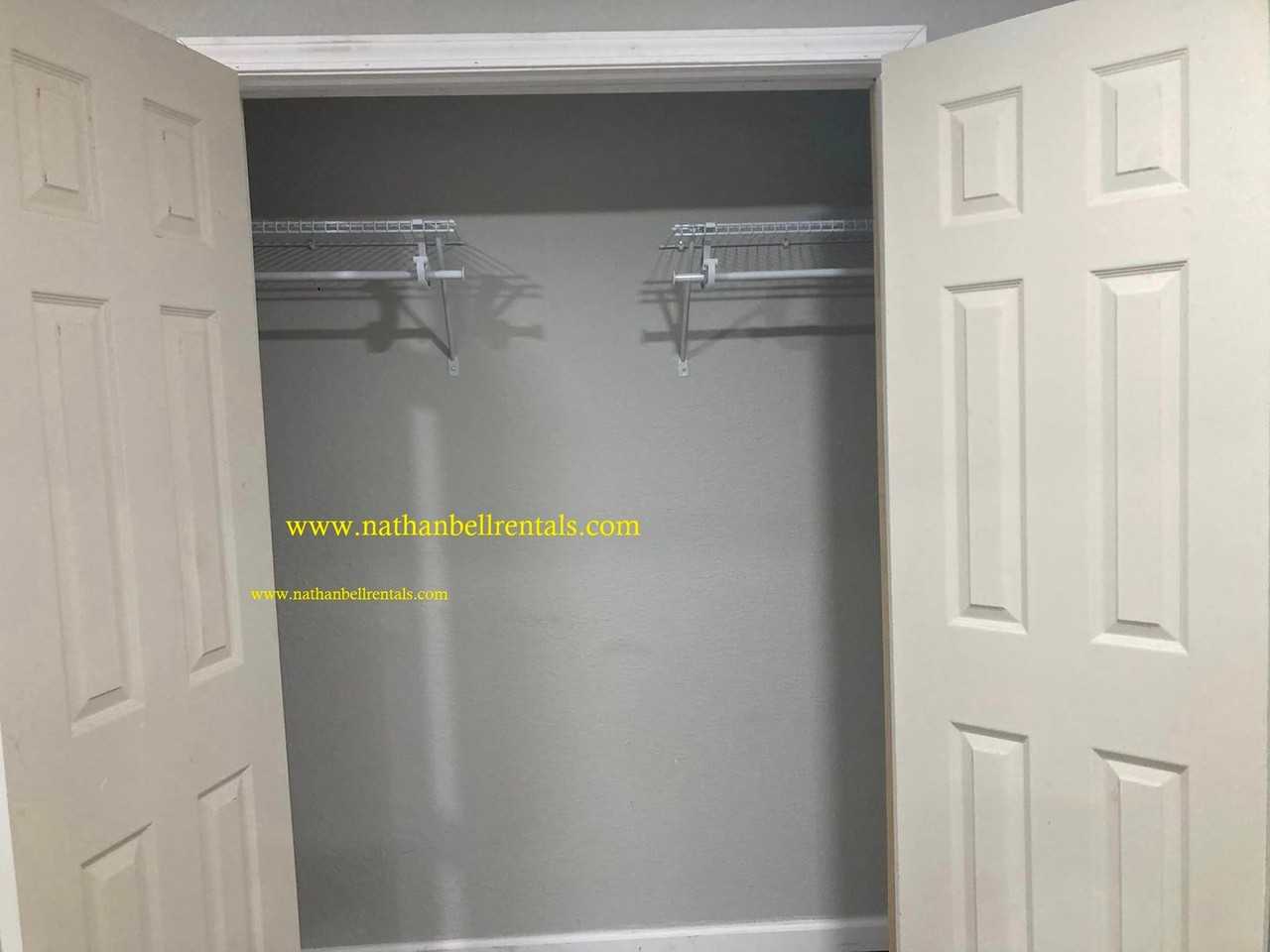 1295 15th St Se - Photo 4 of 8