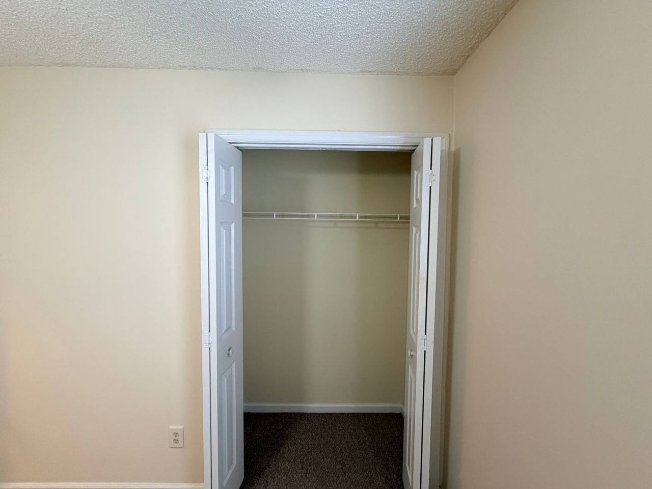 377 Pinedale Cir - Photo 7 of 25
