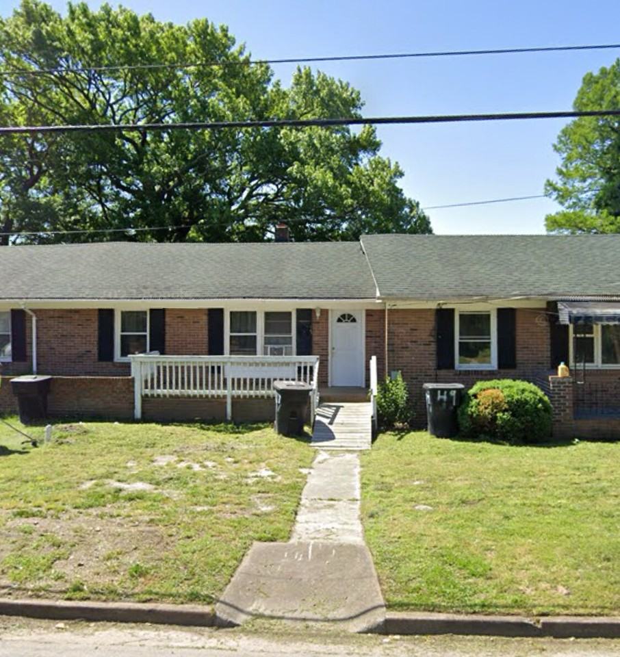 47 Carver Circle - Photo 2 of 12