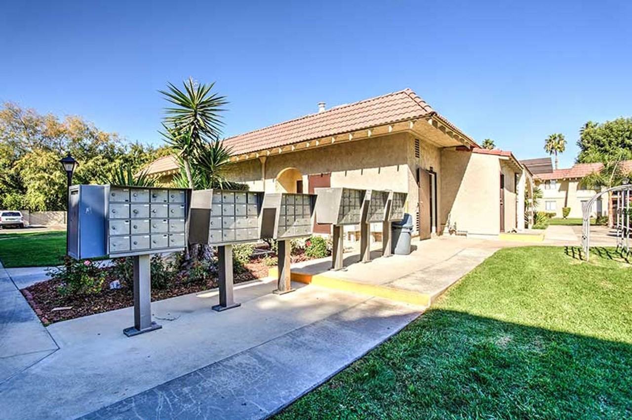 Shadow Mountain Apartments - Photo 4 of 50