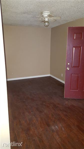 Amber Glen Apartments - Photo 2 of 9