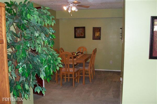 Amber Glen Apartments - Photo 3 of 9