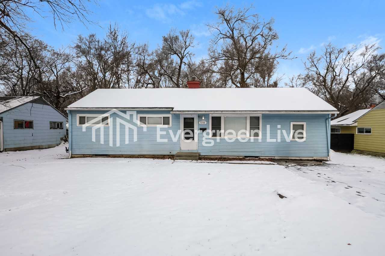 7208 East 108th Street - Photo 2 of 16