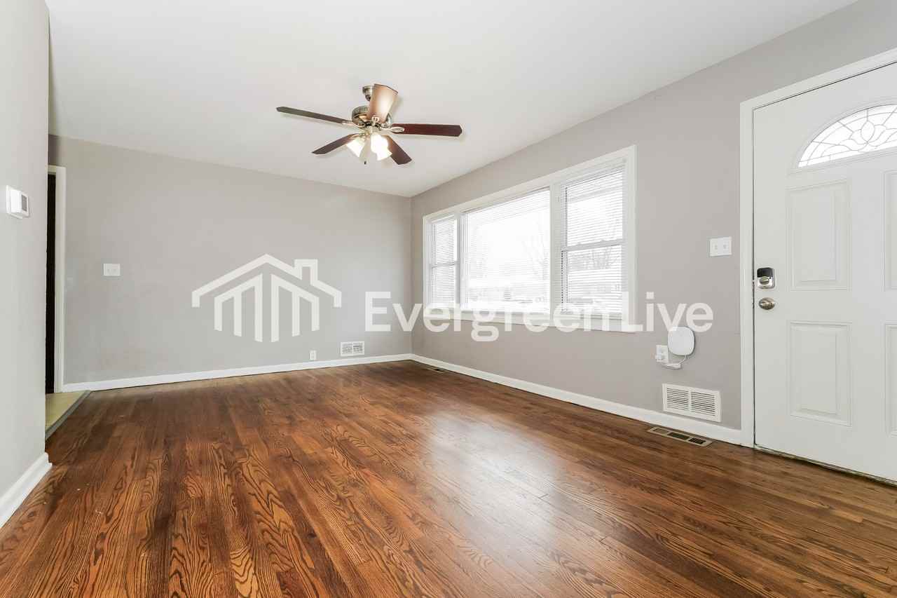 7208 East 108th Street - Photo 5 of 16