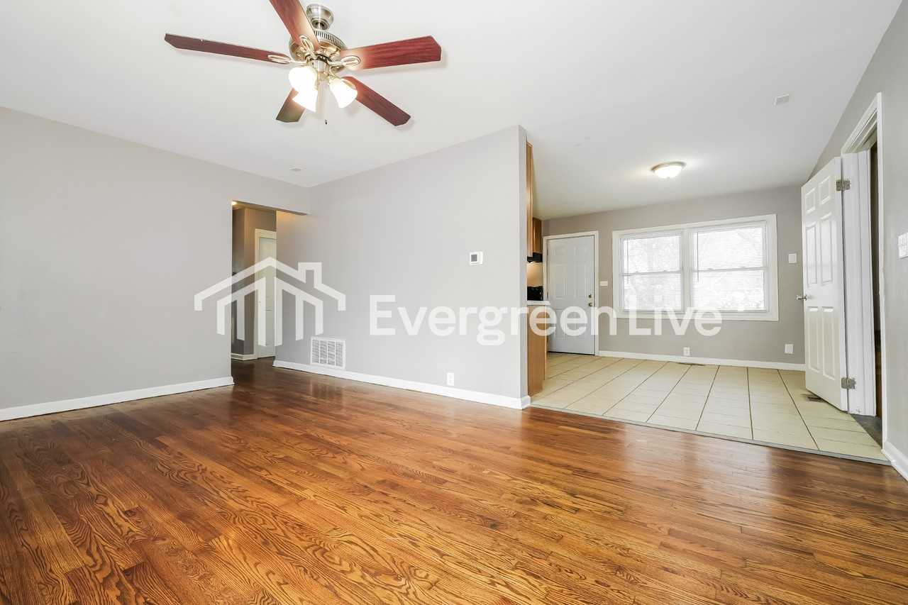 7208 East 108th Street - Photo 6 of 16