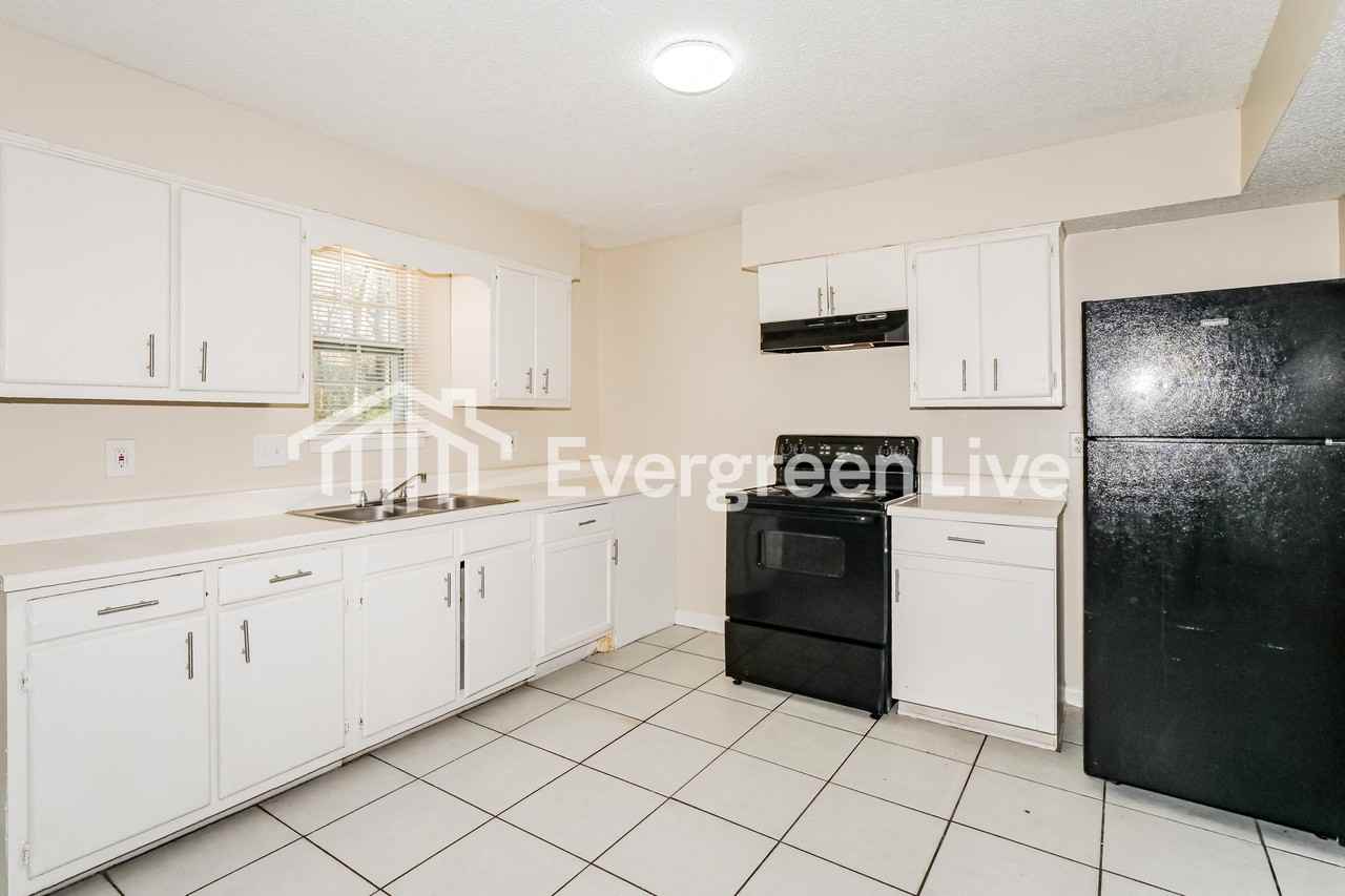 5410 Cedar Bluff Dr - Photo 7 of 16