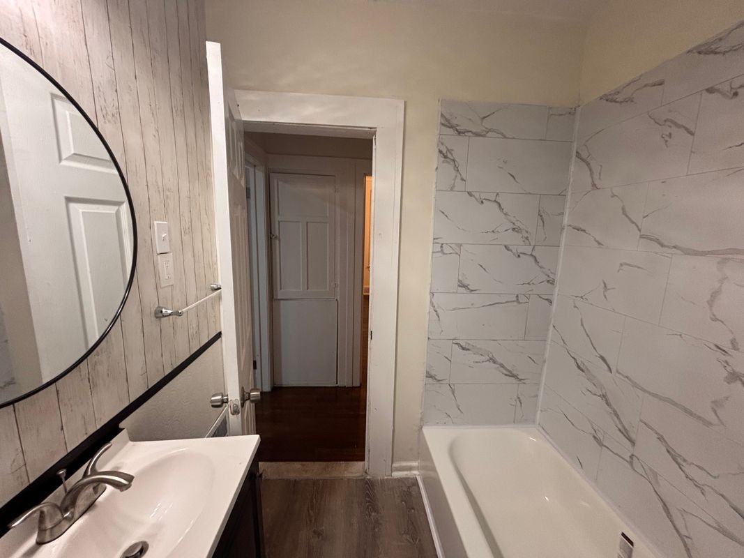 4532 Beniteau St - Photo 6 of 11