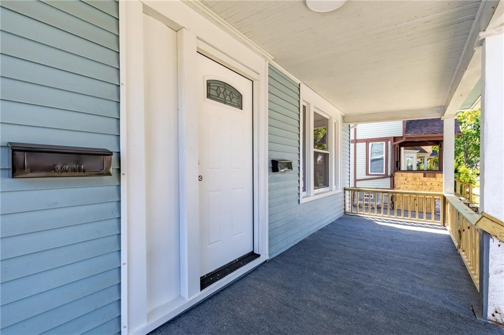 567 Hayward Ave - Photo 2 of 19