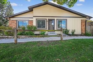 featured image of 3501 South Kittredge Street