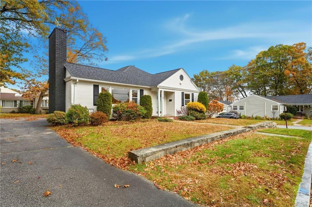 259 High Service Avenue - Photo 2 of 21