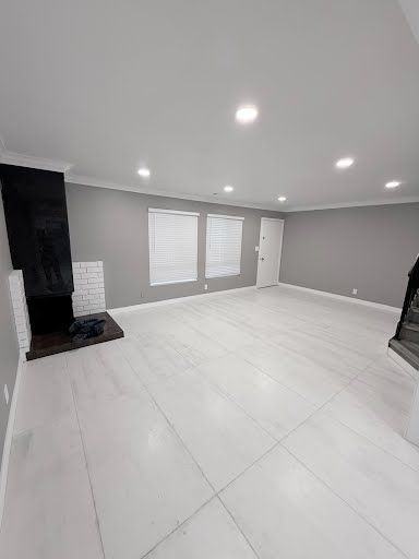 16586 Montego Way - Photo 2 of 17