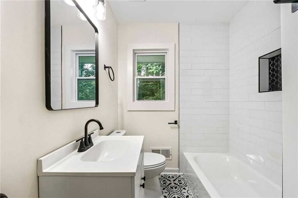 1869 Joseph Court - Photo 4 of 6