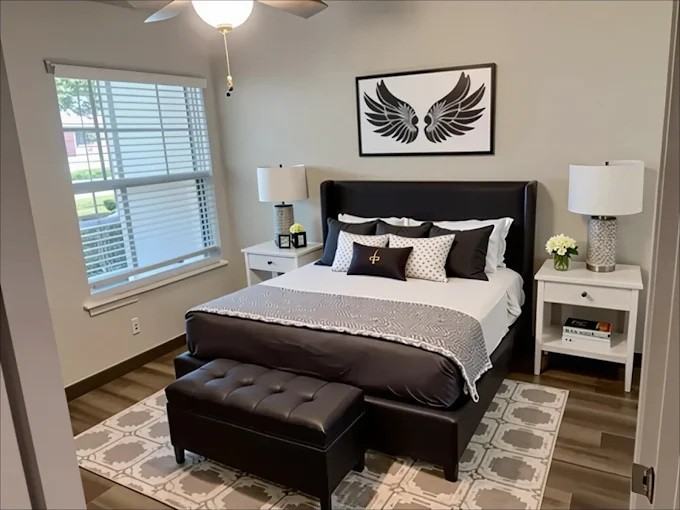 Canterbury Apartments - Photo 5 of 5