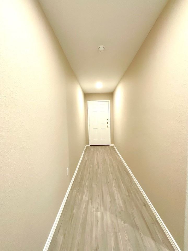 10751 Margarita Loop - Photo 3 of 42