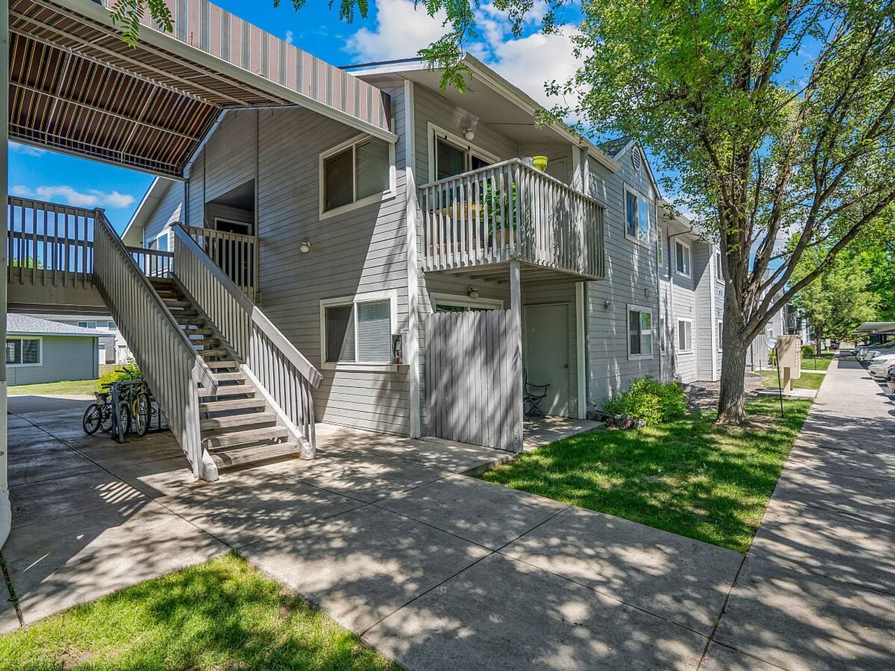 Northwest Pointe Apartments - Photo 6 of 18