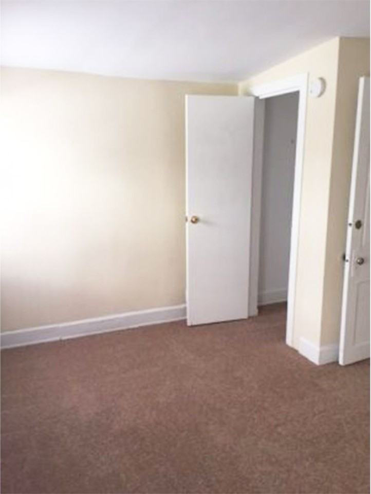 Glendora 2829 - Photo 5 of 18