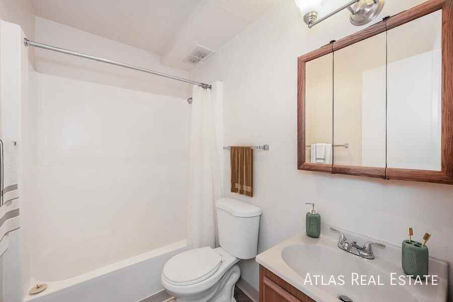 1134 Westmoreland Road - Photo 4 of 16