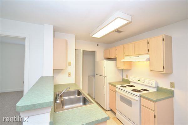 Willow Trace Apartments - Photo 2 of 10