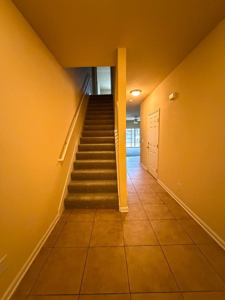 150 Iron Horse Drive East - Photo 5 of 13