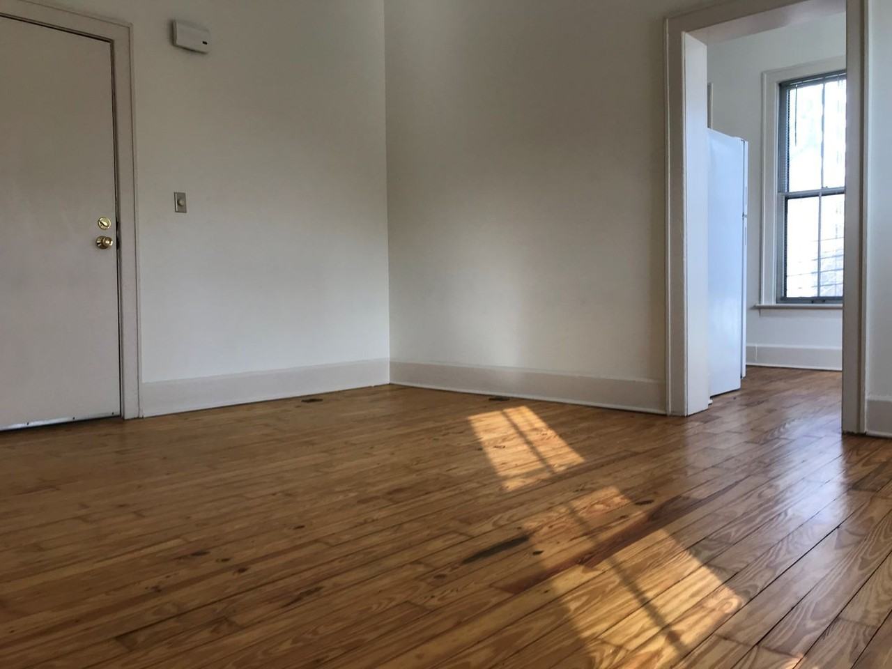 700res - Photo 3 of 16