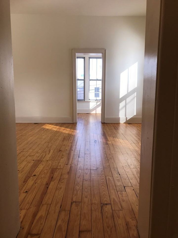 700res - Photo 6 of 16