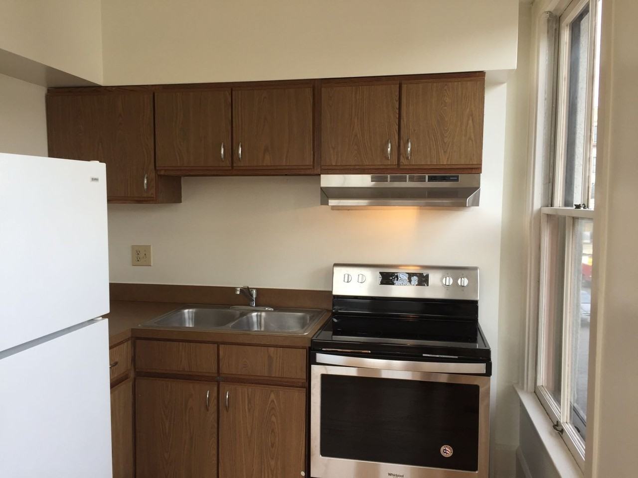 700res - Photo 7 of 16
