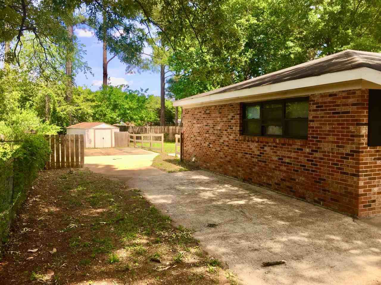 4108 Allison Rd - Photo 3 of 28