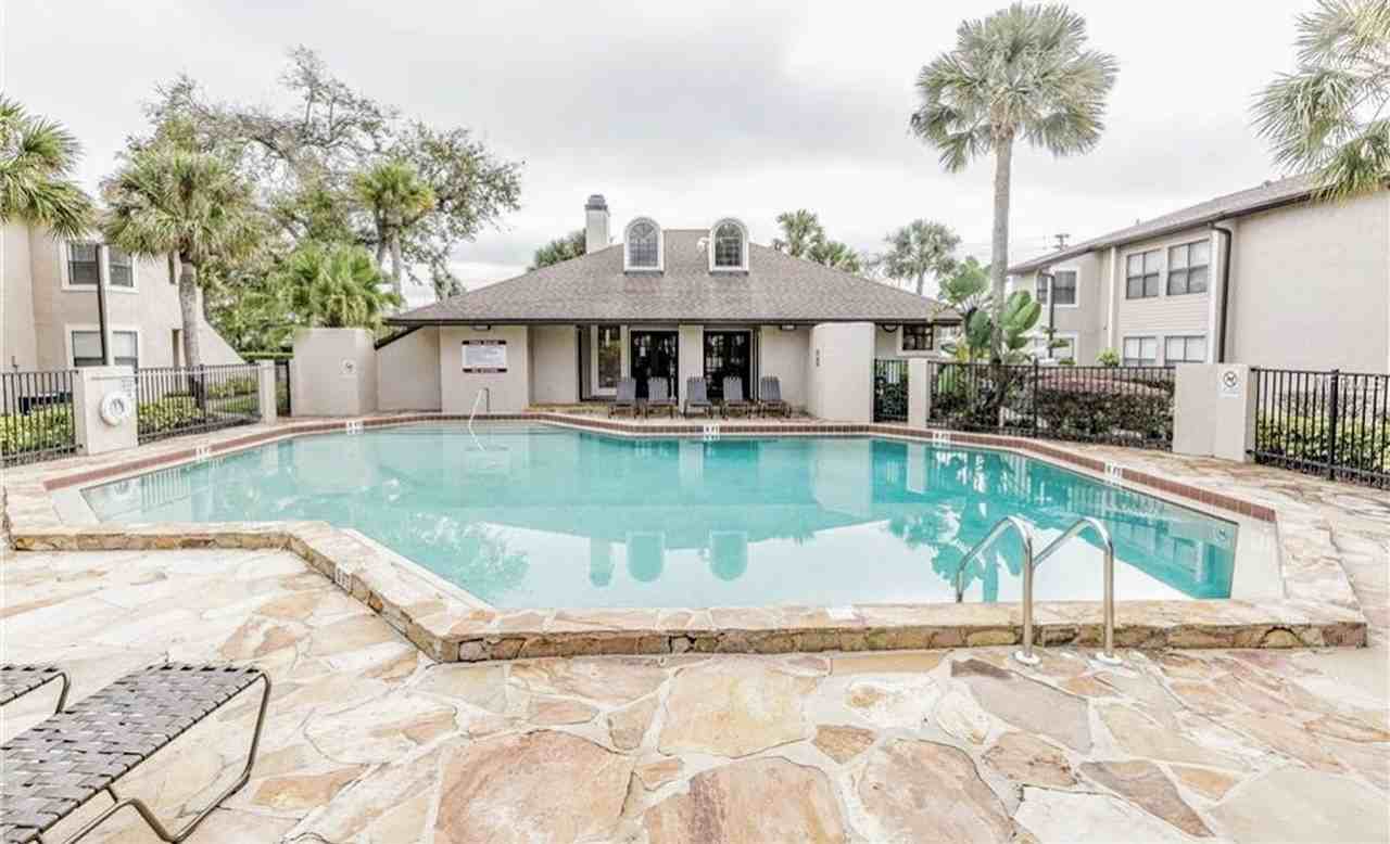 3020 Antique Oaks Circle #132 - Photo 4 of 32