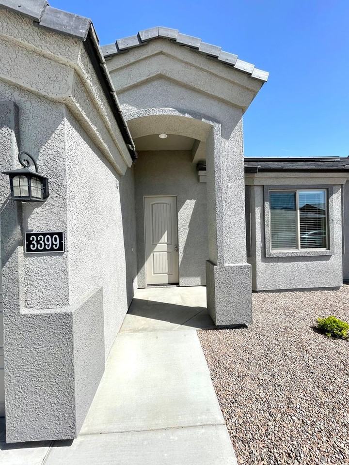 3399 Amanda Avenue - Photo 5 of 45