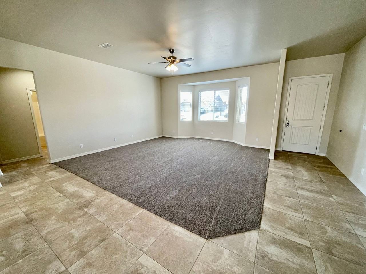 3399 Amanda Avenue - Photo 6 of 45