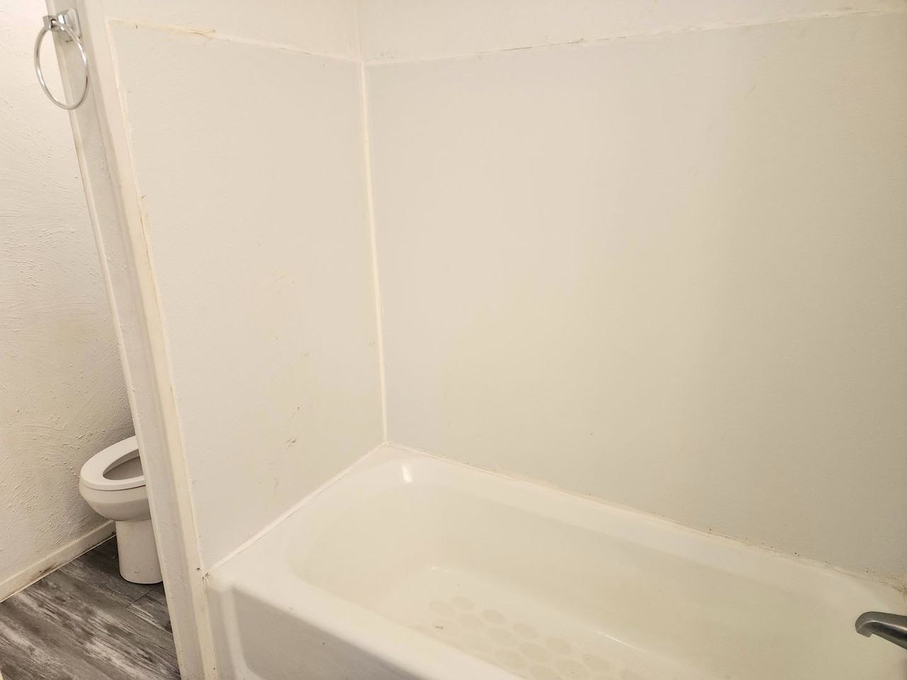 216 South Avenue I - Photo 5 of 13