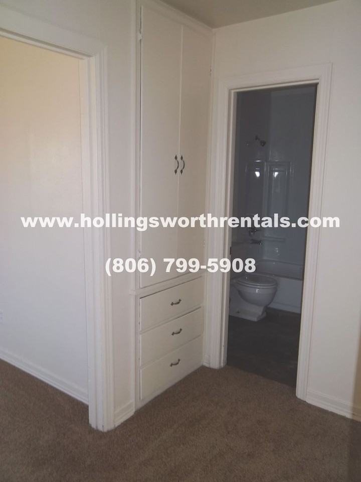 4924 35th St - Photo 6 of 7