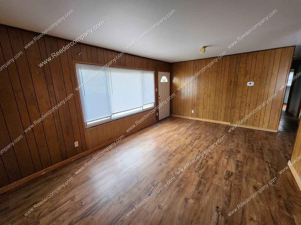 3705 165th St - Photo 2 of 13