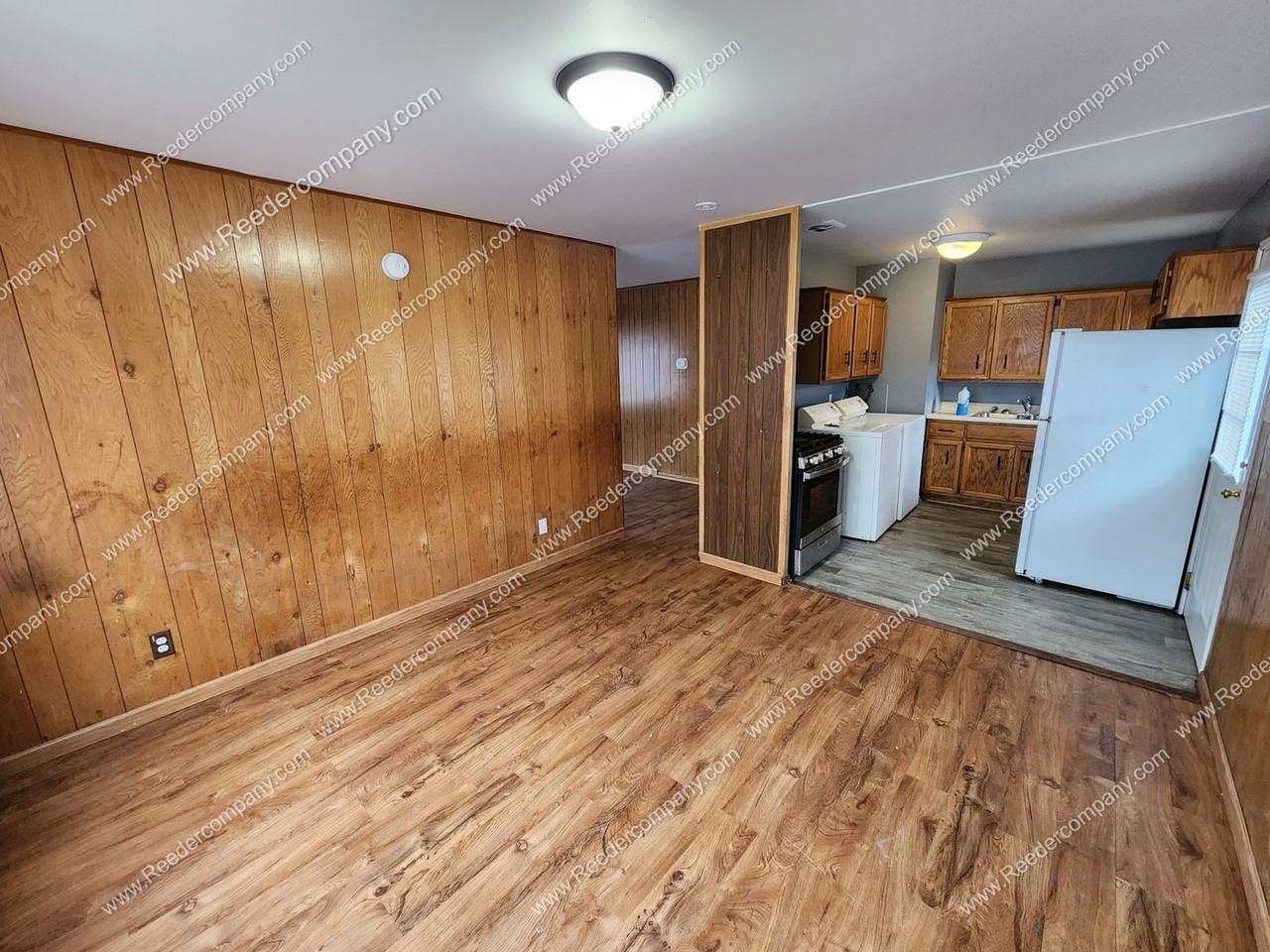 3705 165th St - Photo 4 of 13