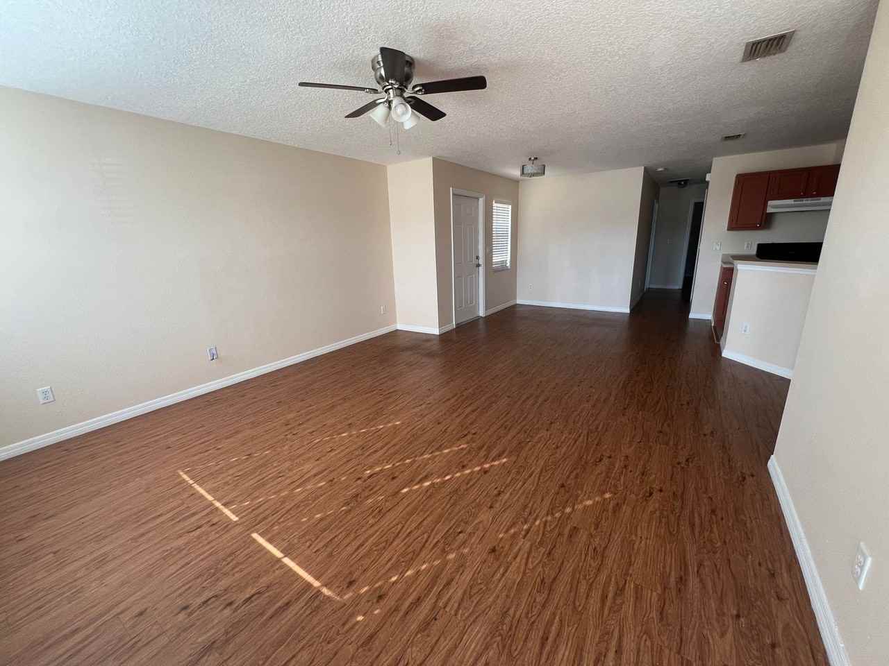 20715 Macon Parkway - Photo 3 of 13