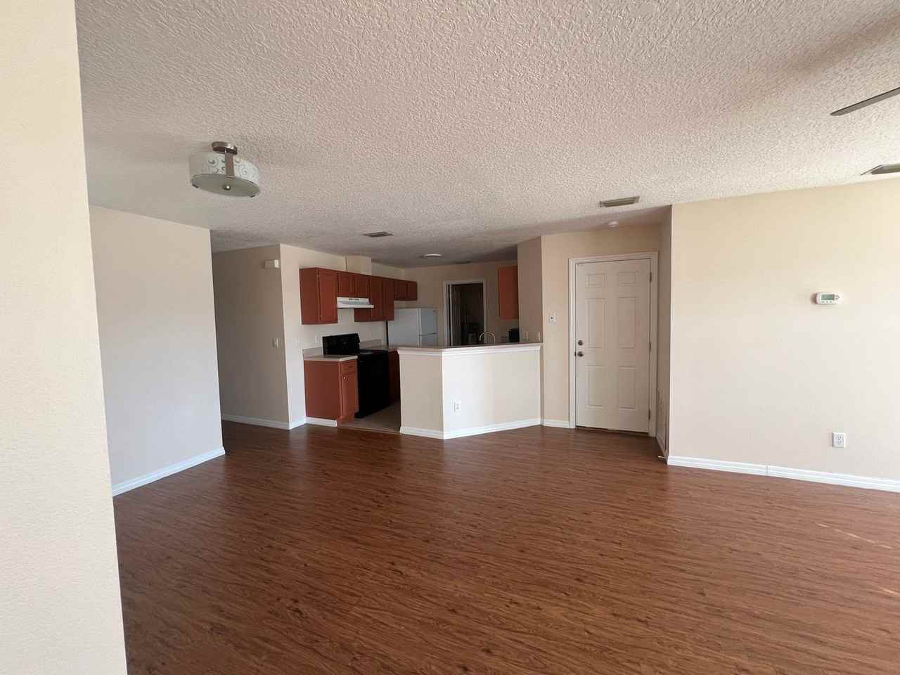 20715 Macon Parkway - Photo 4 of 13