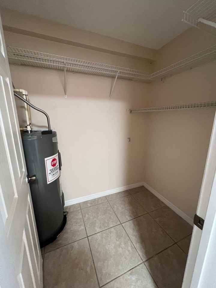 20715 Macon Parkway - Photo 5 of 13