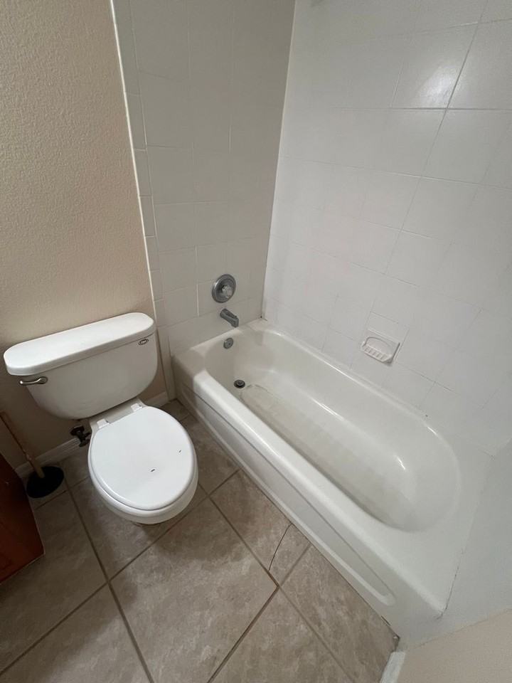 20715 Macon Parkway - Photo 7 of 13