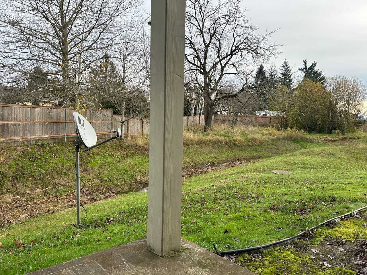 4889 Saunter Loop Northeast - Photo 2 of 23