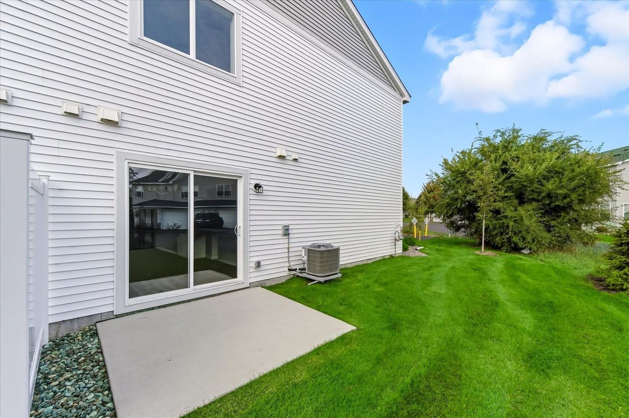 25563 3rd St W - Photo 2 of 17