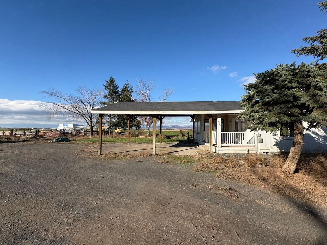 8502 State Route 283 - Photo 2 of 15