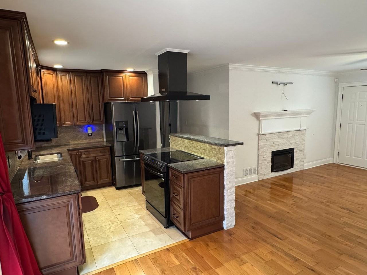 837 Parkstone Dr - Photo 6 of 34