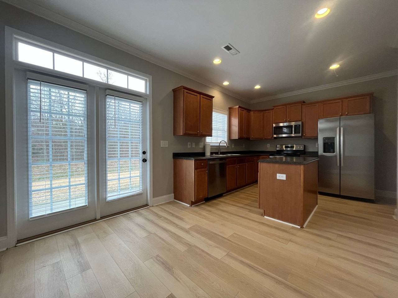 444 Woodbark Ct - Photo 3 of 18