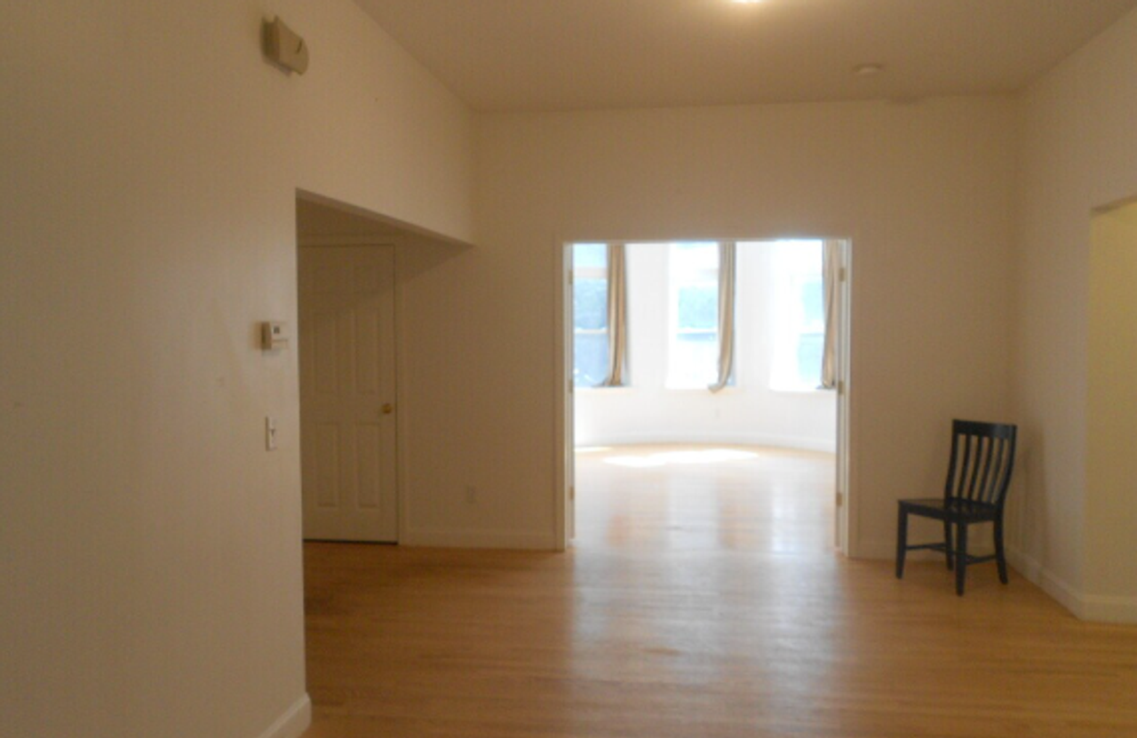 71 Saint Mary's Street - Photo 6 of 7